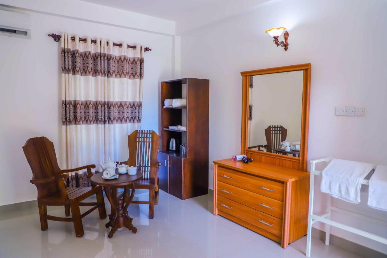Ilamparuma Hotel Weligama Exteriér fotografie