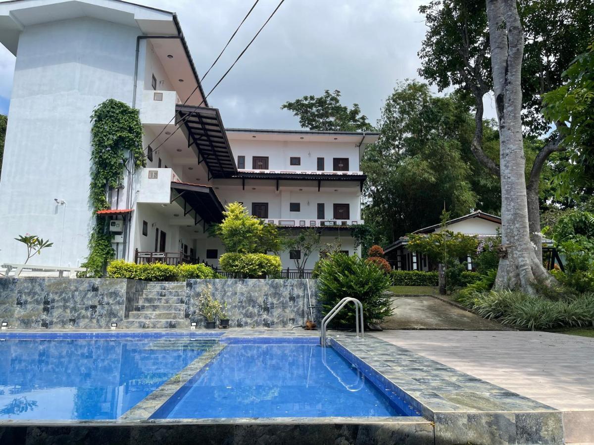Ilamparuma Hotel Weligama Exteriér fotografie