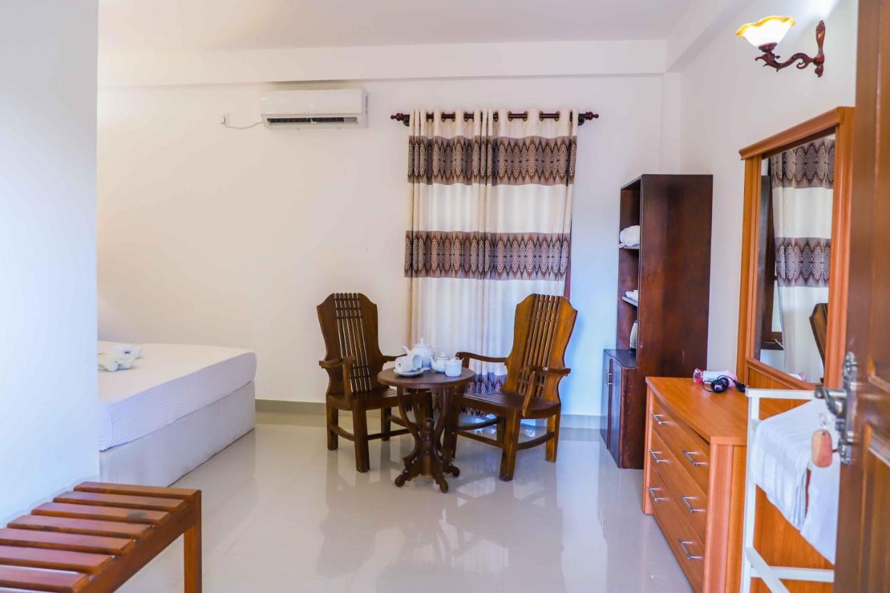 Ilamparuma Hotel Weligama Exteriér fotografie