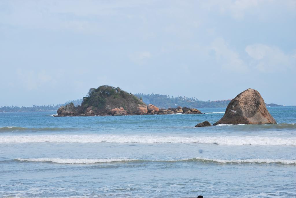 Ilamparuma Hotel Weligama Exteriér fotografie