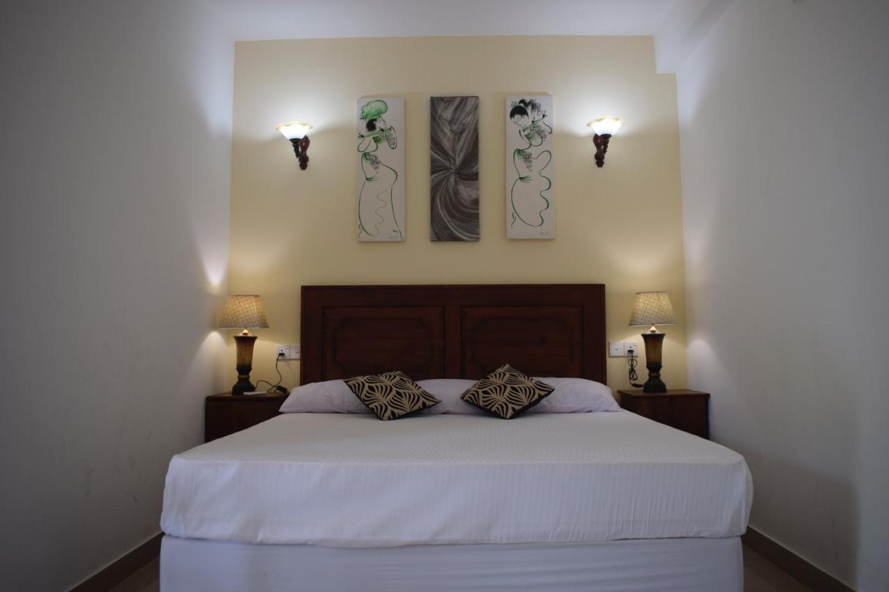Ilamparuma Hotel Weligama Exteriér fotografie